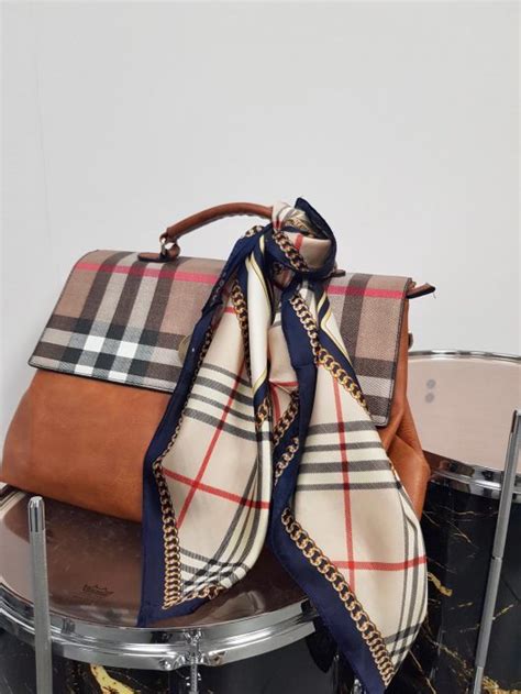 esarfa barbati burberry|Burberry .